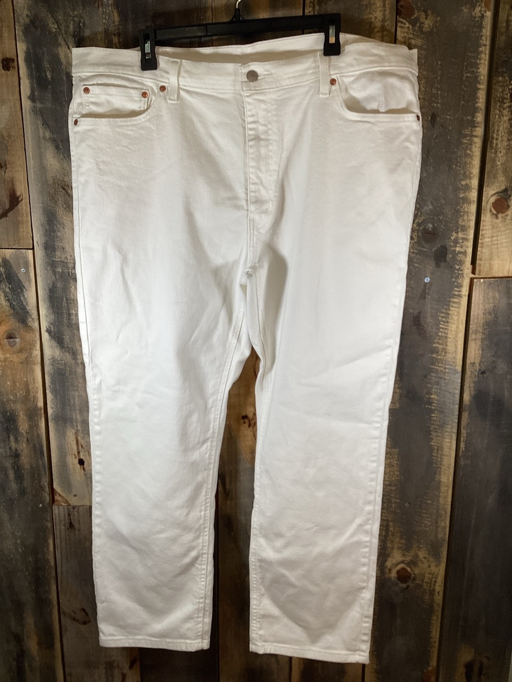 Levi’s 541 white denim jeans men's size 42x30